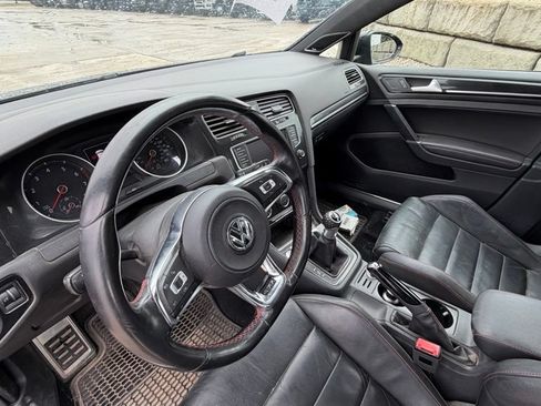 Used 2016 Volkswagen GTI SE w/ Lighting Package (SEL) FWD image 13