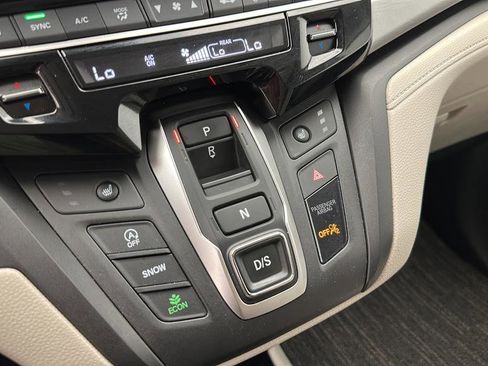 Used 2025 Honda Odyssey EX-L image 21