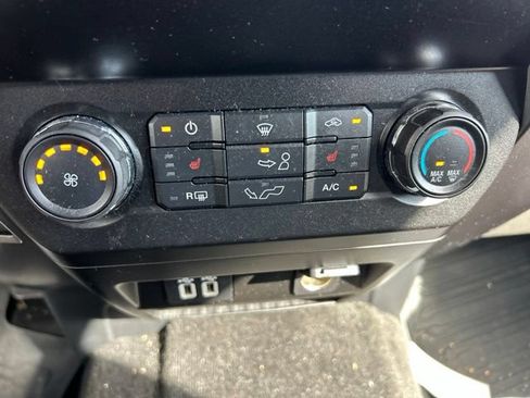 Used 2019 Ford F150 XLT w/ Equipment Group 302A Luxury RWD image 15