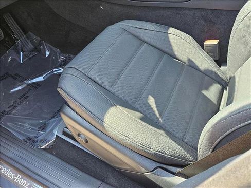 New 2025 Mercedes-Benz GLE 580 4MATIC image 4