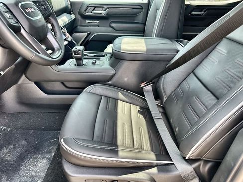 New 2026 GMC Sierra 1500 AT4X AWD/4WD image 24