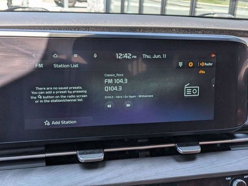 Used 2023 Kia Carnival SX FWD image 19