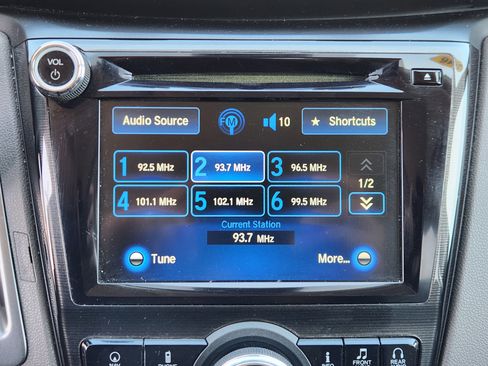 Used 2016 Honda Odyssey Touring image 11