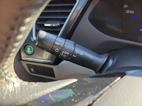 Used 2015 Honda Civic EX-L image 29