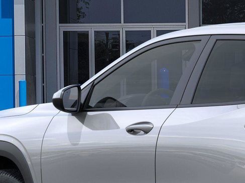 New 2026 Chevrolet Trax LS w/ LS Convenience Package image 12