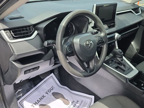 Used 2024 Toyota RAV4 XLE FWD image 24