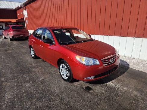 Used 2010 Hyundai Elantra GLS image 11