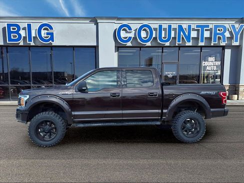 Used 2018 Ford F150 XLT w/ Equipment Group 302A Luxury image 2