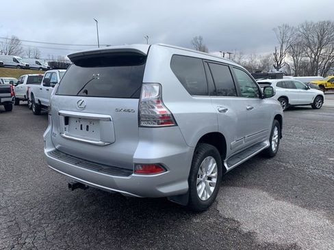 Used 2016 Lexus GX 460 w/ Premium Package image 11