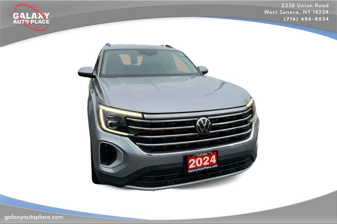 Used 2024 Volkswagen Atlas SE AWD/4WD image 3