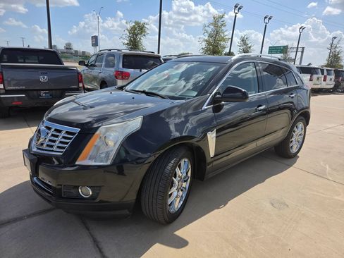 Used 2014 Cadillac SRX Premium w/ Driver Assist Package FWD image 29