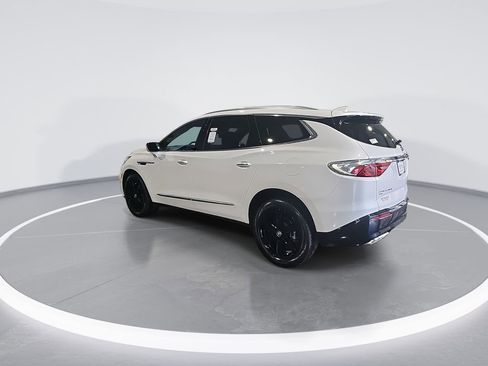 Used 2024 Buick Enclave Essence w/ Experience Buick Package image 6