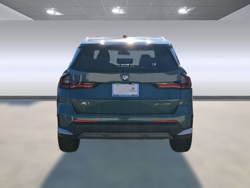 Used 2023 BMW X1 xDrive28i image 9