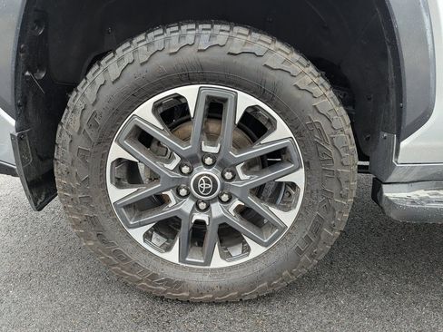 Used 2023 Toyota Sequoia Limited image 12