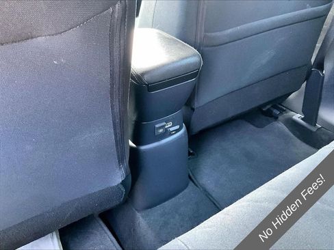 Used 2020 Nissan Kicks S FWD image 21