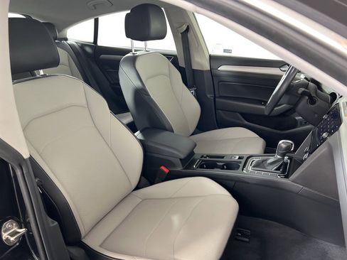 Used 2019 Volkswagen Arteon SE image 22