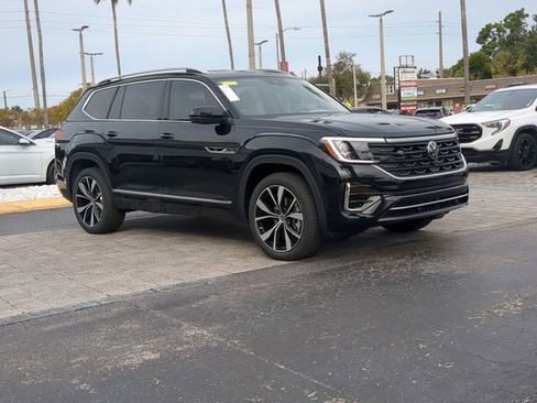 New 2026 Volkswagen Atlas SEL Premium R-Line AWD/4WD image 2