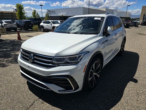 Used 2022 Volkswagen Tiguan SEL R-Line AWD/4WD image 13