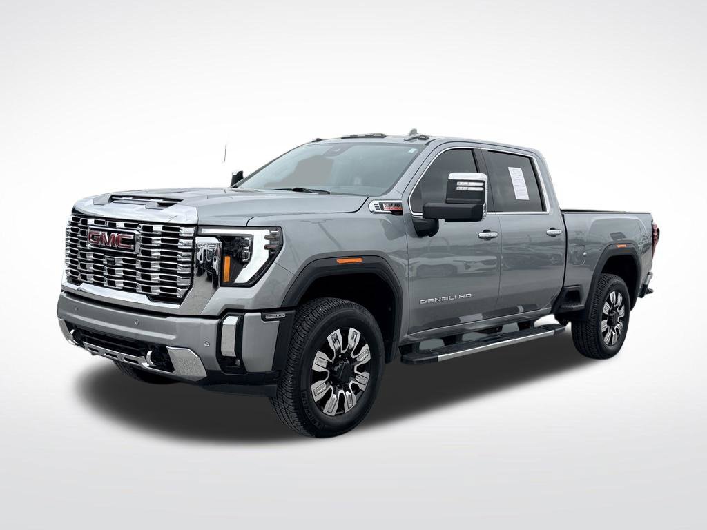 Used 2024 GMC Sierra 2500 Denali w/ Denali Reserve Package AWD/4WD image 2