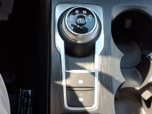 Used 2023 Ford Escape Platinum w/ Premium Technology Package AWD/4WD image 18