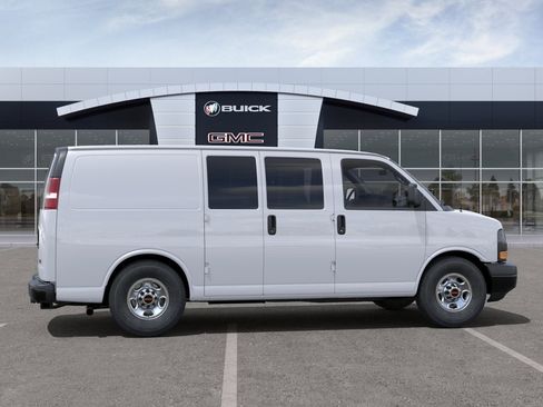 New 2024 GMC Savana 2500 w/ Driver Convenience Package RWD image 29