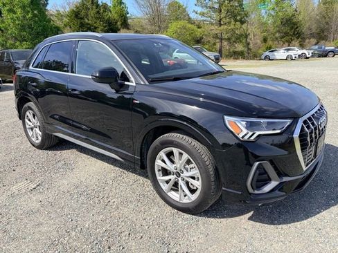 Certified 2025 Audi Q3 2.0T Premium w/ Convenience Package AWD/4WD image 3