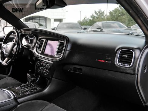 Used 2020 Dodge Charger Scat Pack RWD image 11