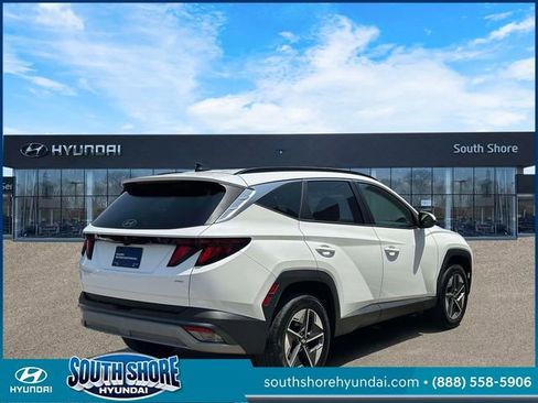 Certified 2025 Hyundai Tucson SEL AWD/4WD image 6