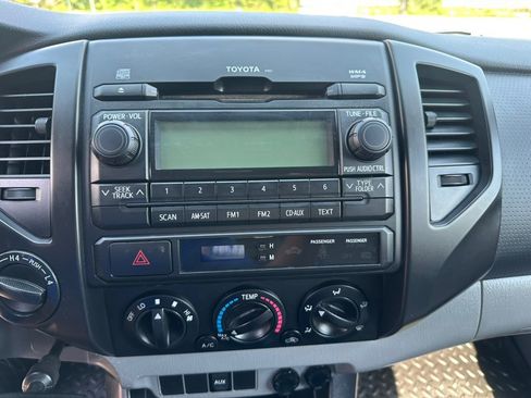 Used 2012 Toyota Tacoma 4x4 Access Cab image 22