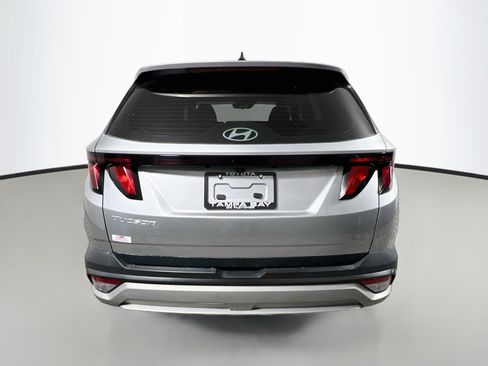 Used 2025 Hyundai Tucson SE FWD image 6