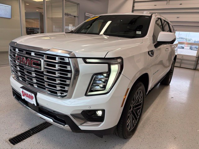 Used 2025 GMC Yukon Denali w/ Sun & Power Step Package AWD/4WD image 6