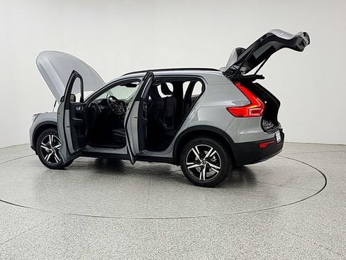 New 2026 Volvo XC40 B5 Core w/ Protection Package Premier AWD/4WD image 12