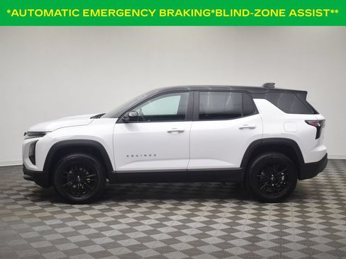 Used 2026 Chevrolet Equinox LT w/ Convenience Package II FWD image 12