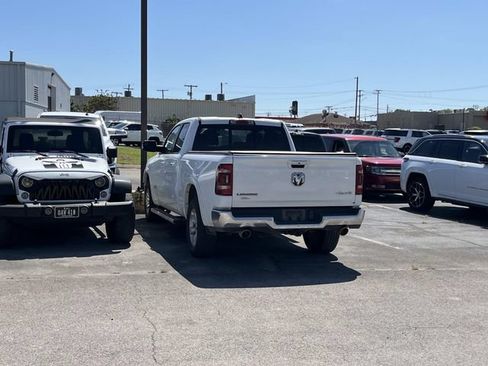 Used 2020 RAM 1500 Laramie AWD/4WD image 5