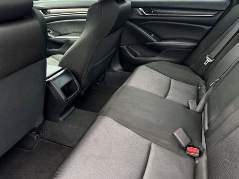 Used 2019 Honda Accord Hybrid image 13