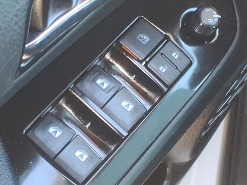 Certified 2018 Toyota Prius Prime Advanced image 18