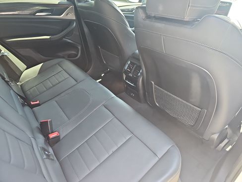 Certified 2024 BMW X4 M40i w/ Premium Package AWD/4WD image 12