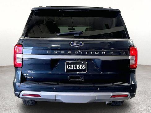 Used 2023 Ford Expedition XLT AWD/4WD image 6