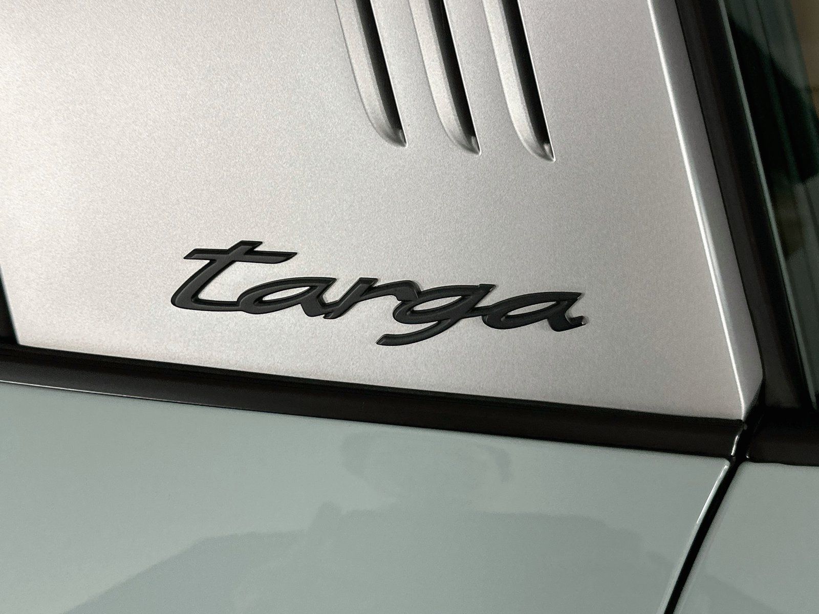 Used 2025 Porsche 911 Targa 4 GTS AWD/4WD image 34