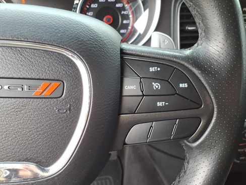 Used 2018 Dodge Charger R/T Scat Pack image 19