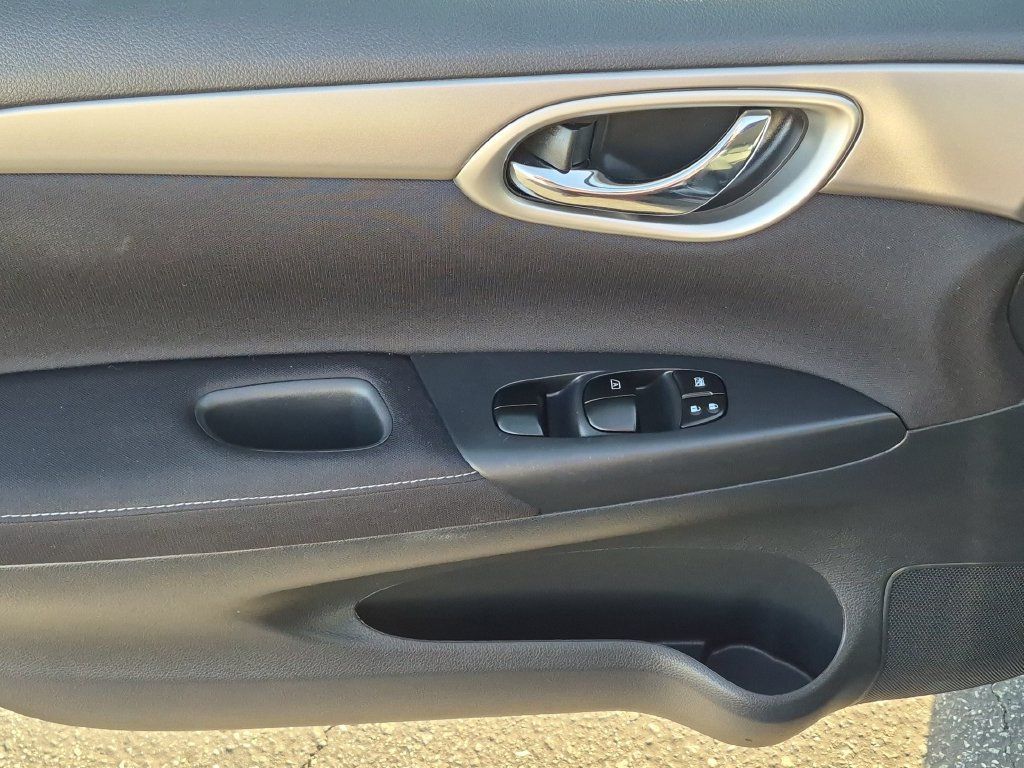 Used 2014 Nissan Sentra S FWD image 24