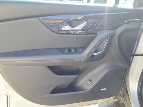 Used 2021 Chevrolet Blazer RS w/ Enhanced Convenience Package image 24