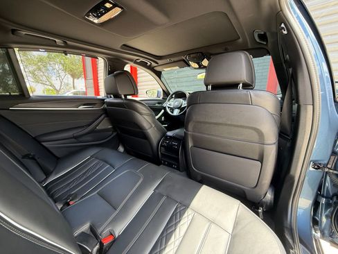 Used 2023 BMW M550i xDrive w/ Executive Package AWD/4WD image 19