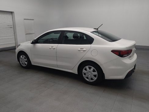 Used 2019 Kia Rio S FWD image 3
