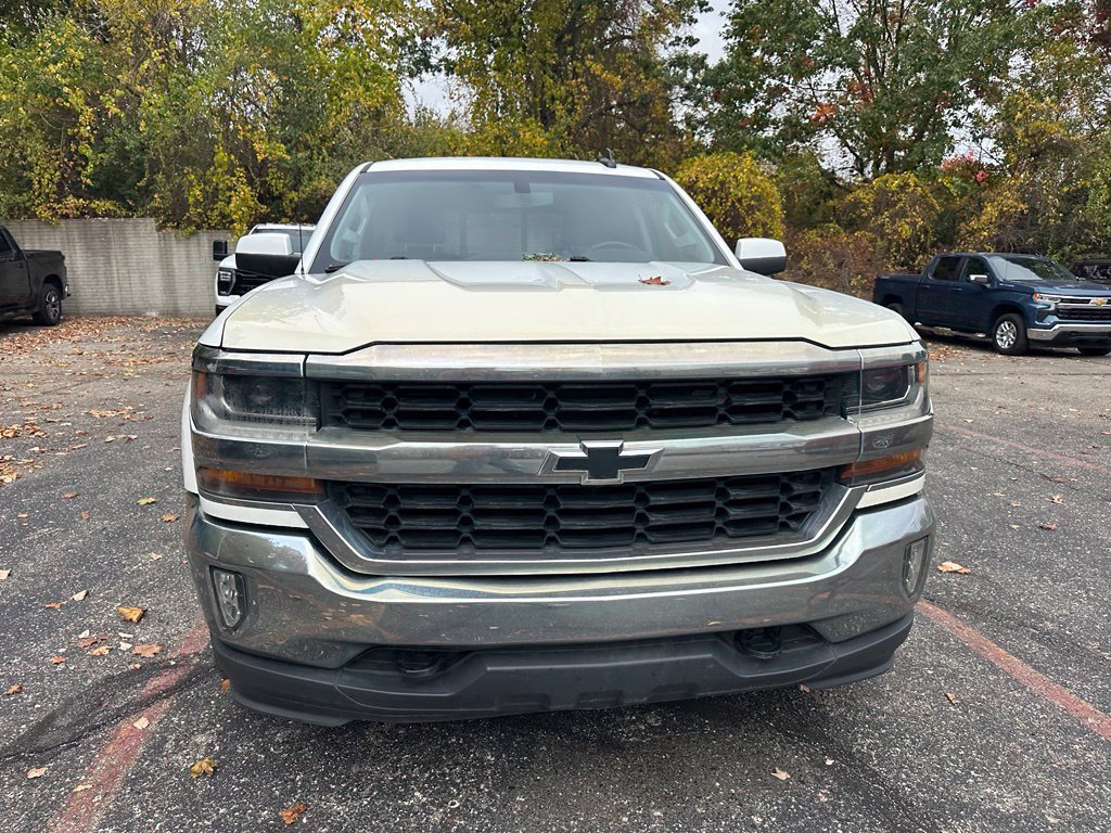 Used 2018 Chevrolet Silverado 1500 LT w/ All Star Edition AWD/4WD image 19