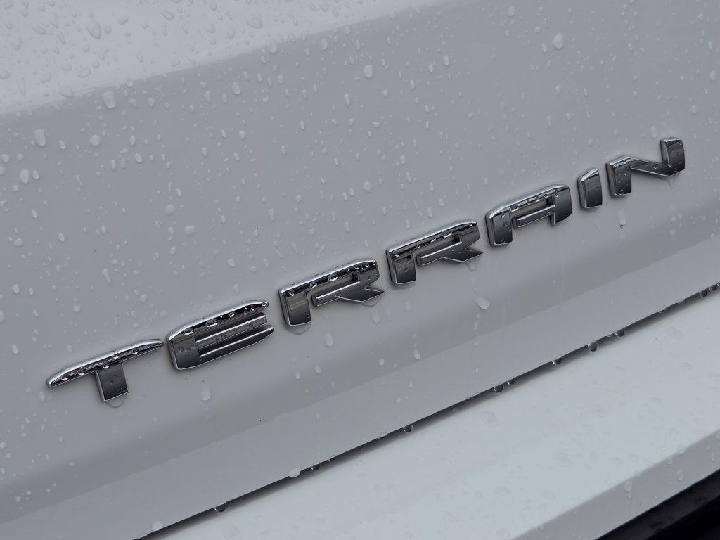 Used 2023 GMC Terrain SLE FWD image 14