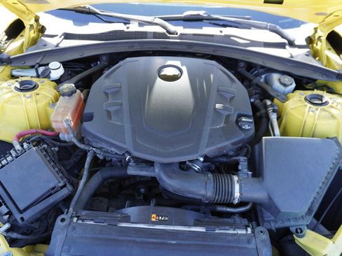 Used 2016 Chevrolet Camaro LT image 29