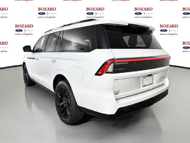 New 2027 Lincoln Navigator Reserve w/ Jet Appearance Package AWD/4WD image 5
