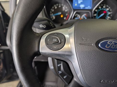 Used 2014 Ford Focus SE w/ Equipment Group 201A FWD image 22