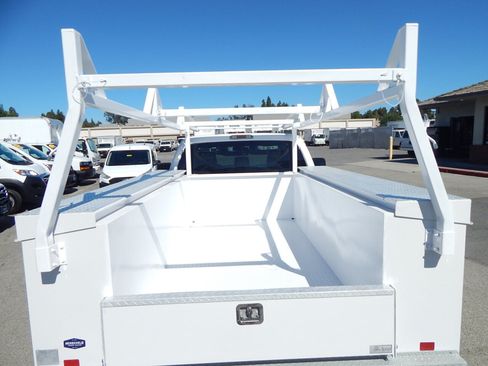 Used 2016 Ford F250 XL w/ Power Equipment Group RWD image 13
